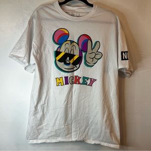 NWOT Disney Collection by NEFF Peace Sign 90s Mickey Mouse T-Shirt Size Large